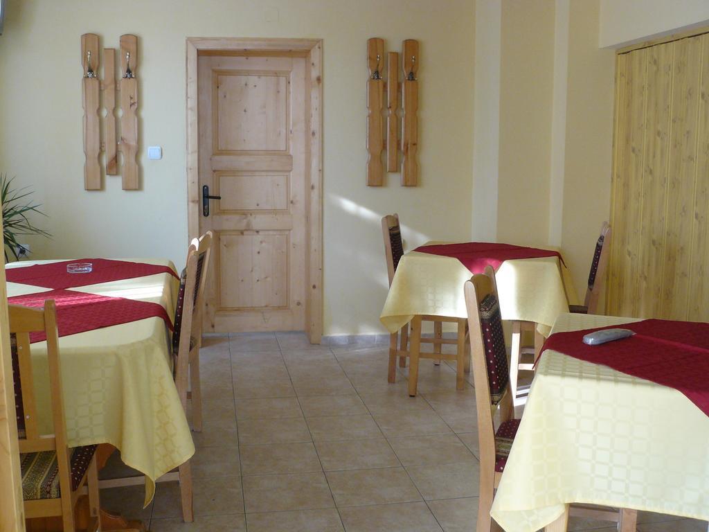 Hotel House Arirang Cherni Osum Exterior foto
